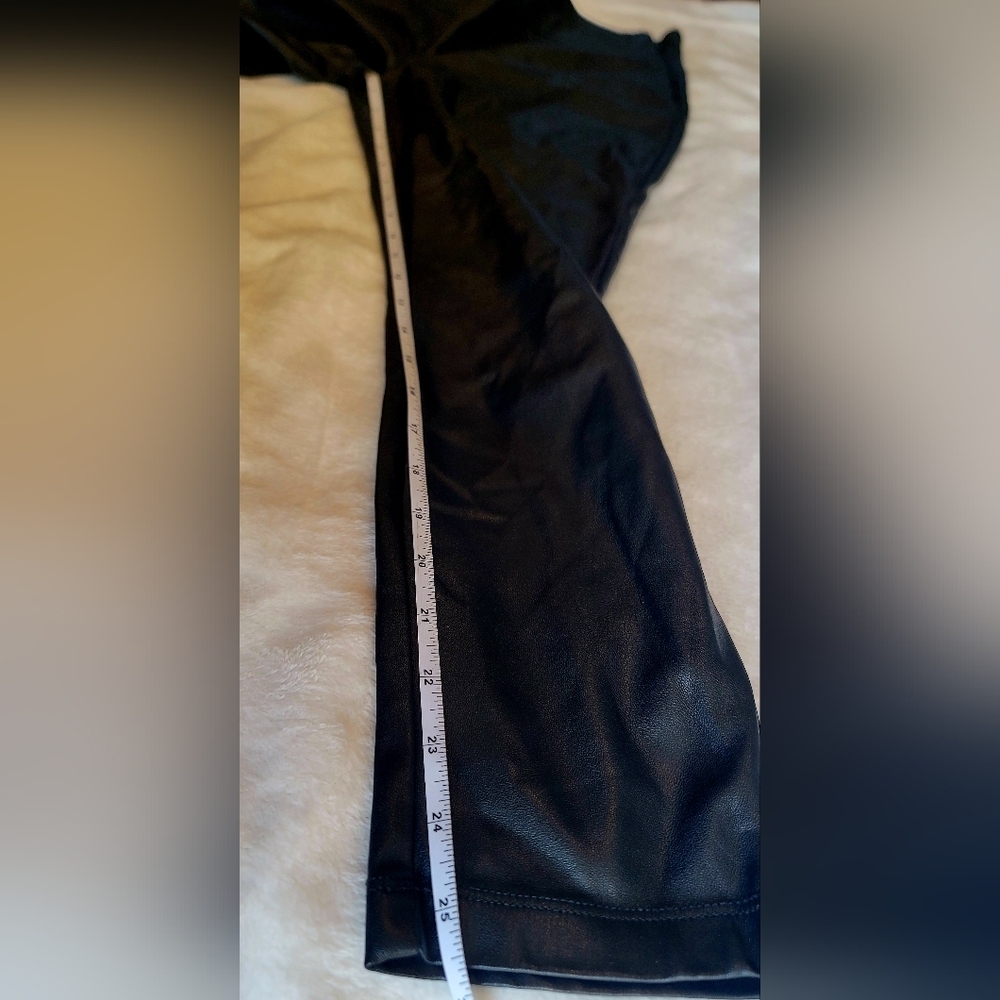 Ann Taylor Faux Leather Pants Womens Size 8 Black Vegan Leather - Picture 6 of 13